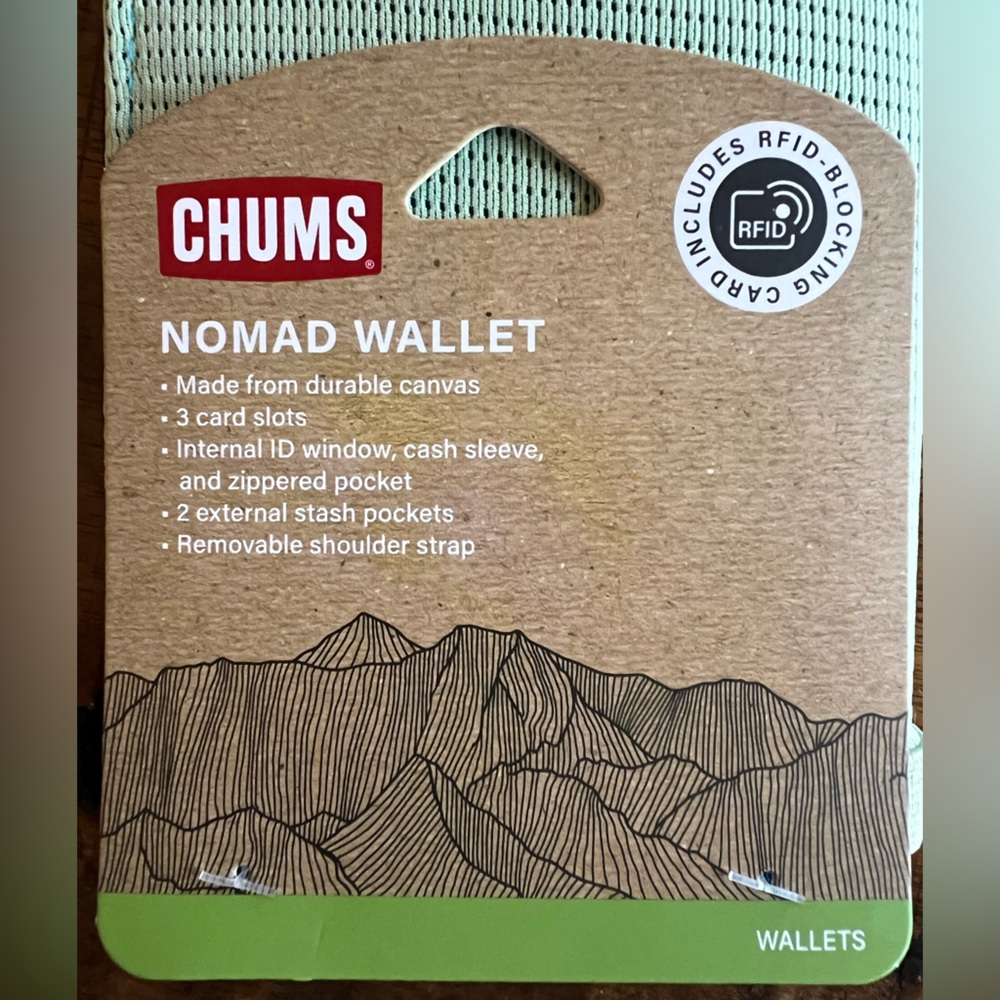 Chums Nomad Wallet in Teal with RFID blocking card - Picture 6 of 7